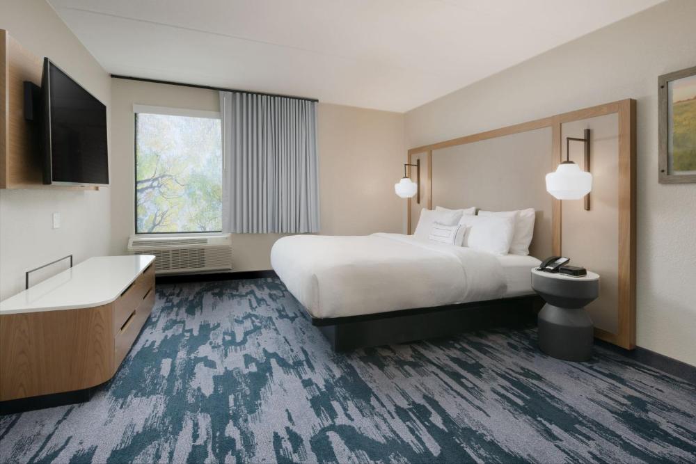 King Suite with Sofa Bed interior
